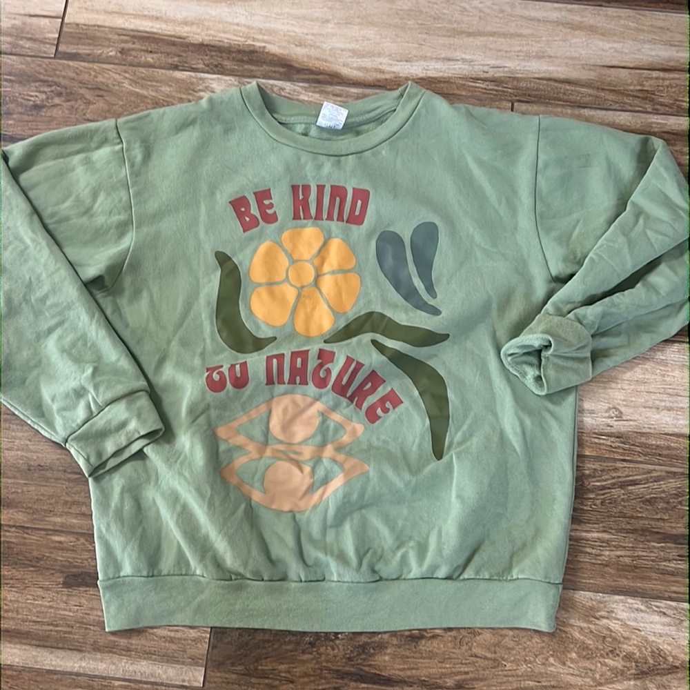 Desert dreamer green pullover sweatshirt